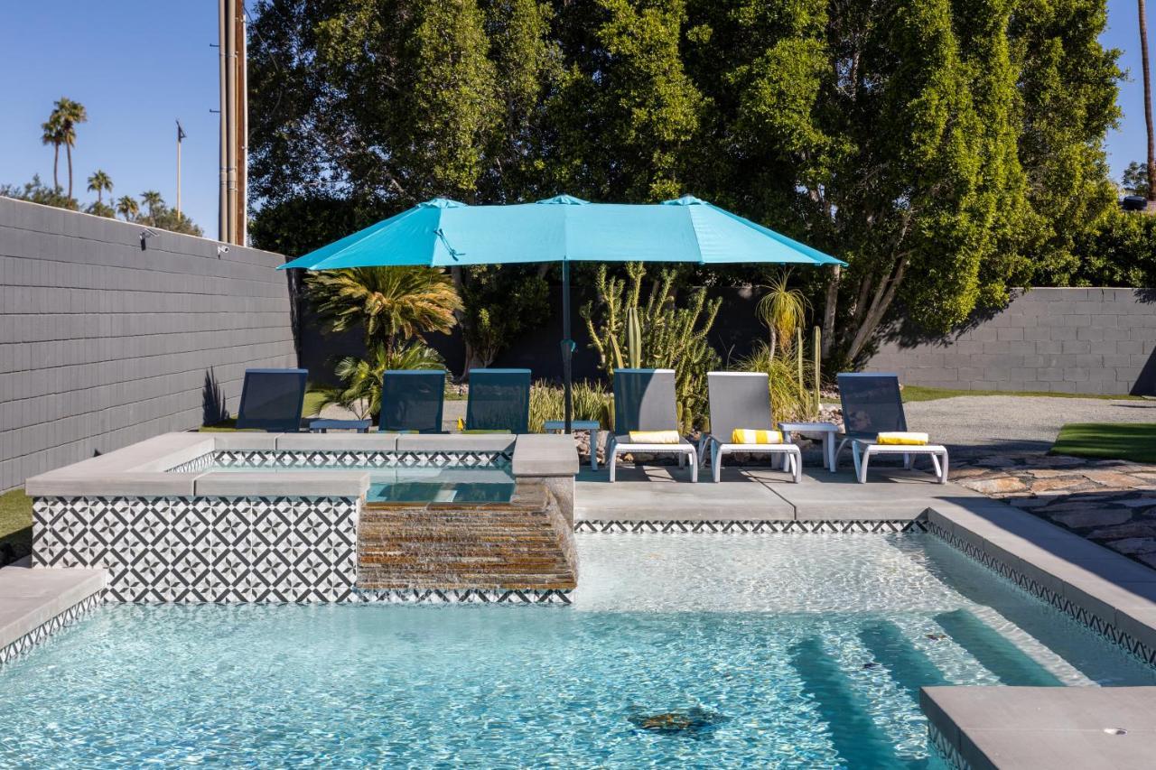 The Desert Xscape Pool & Views Palm Springs Exterior photo